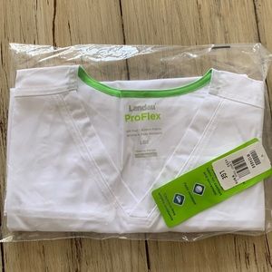 NWT Landau ProFlex White Scrub Top